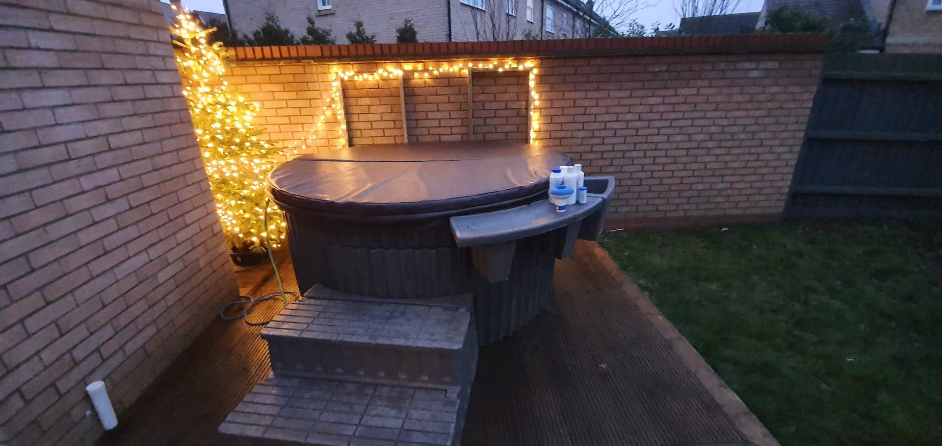 Antigua Hot Tub