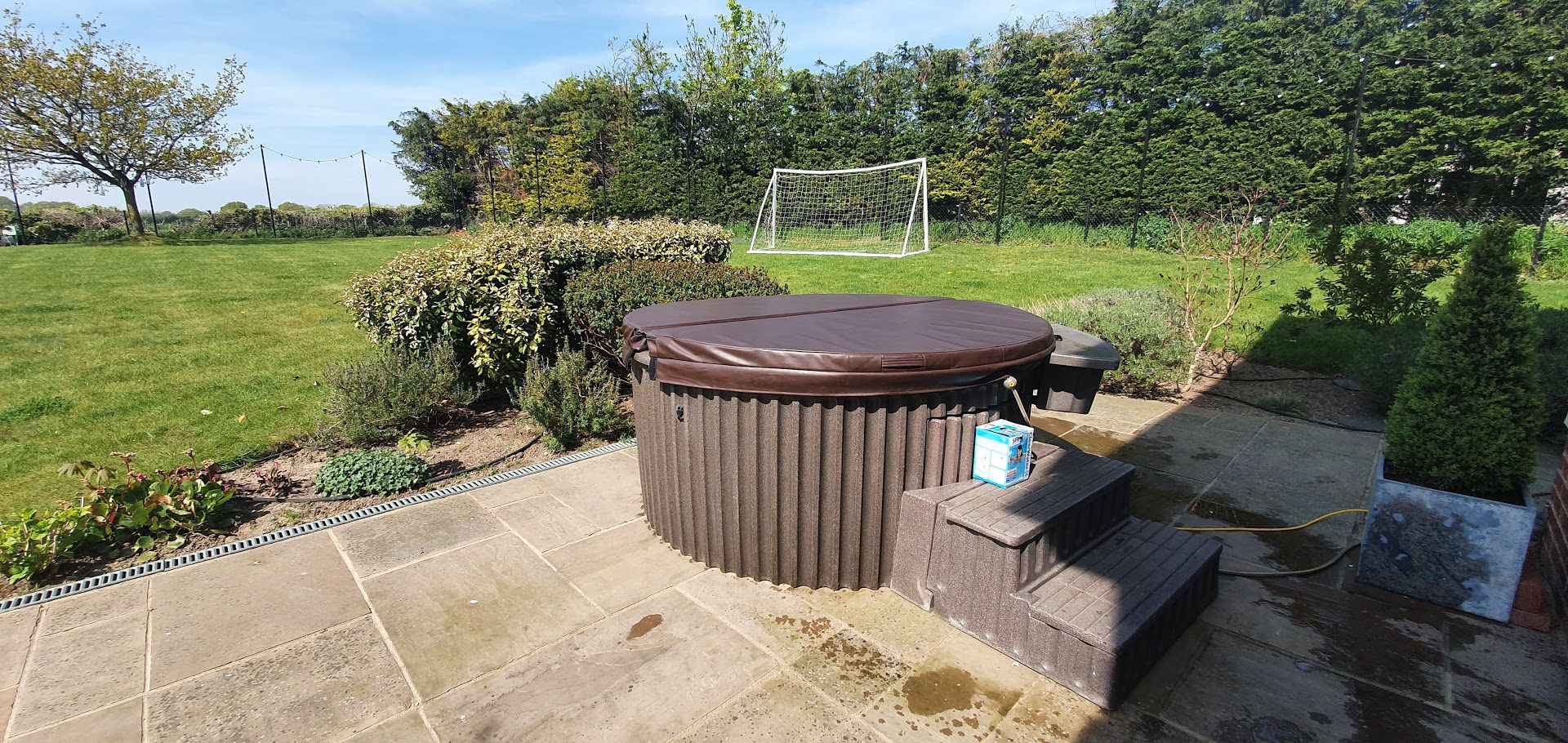 Antigua Hot Tub