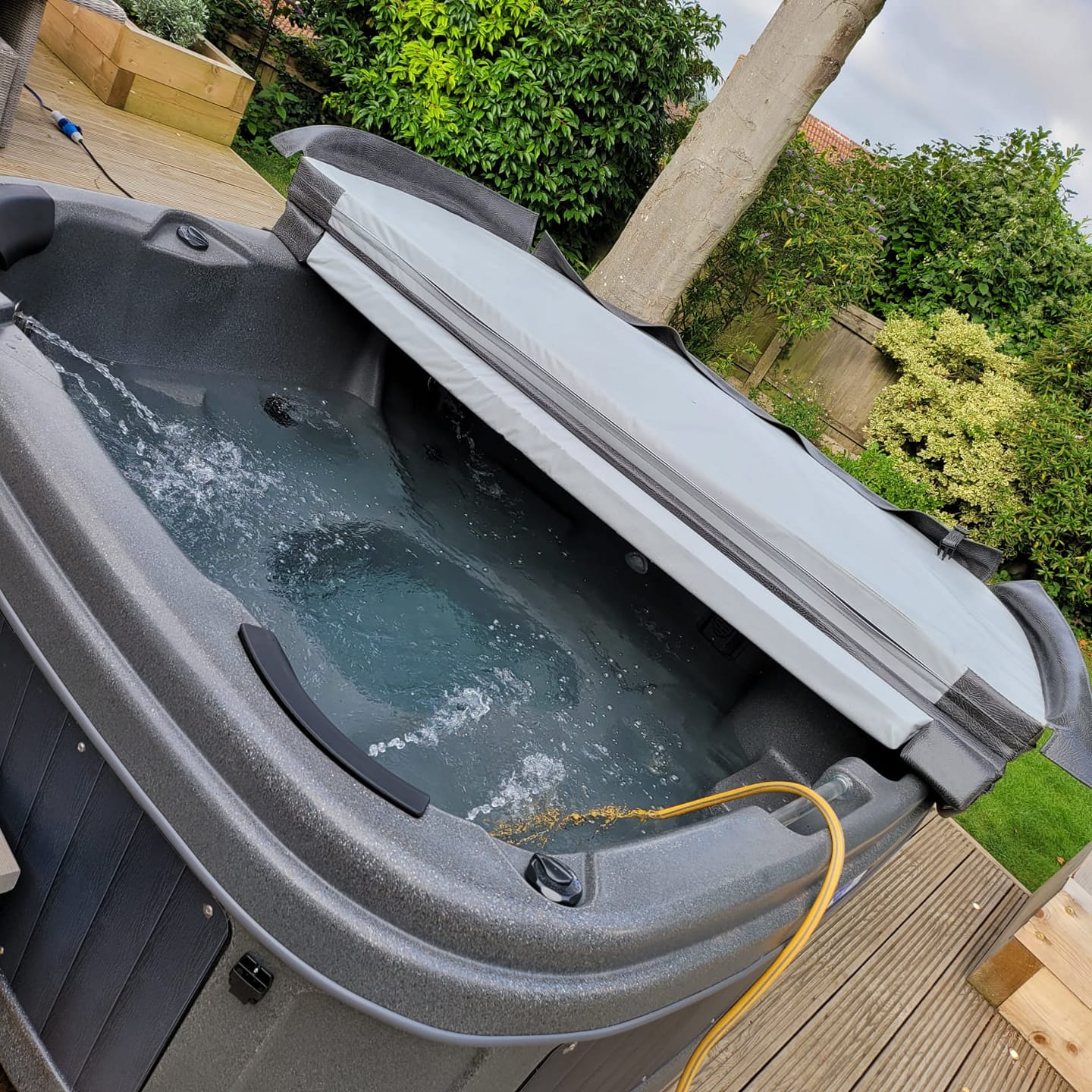 Duraspa Hot Tub